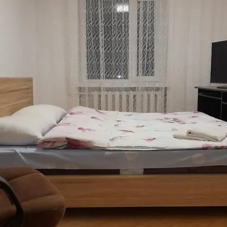Трикімнатна Карпенка Біля Порт-Сіті Apartment Lutsk Exterior photo