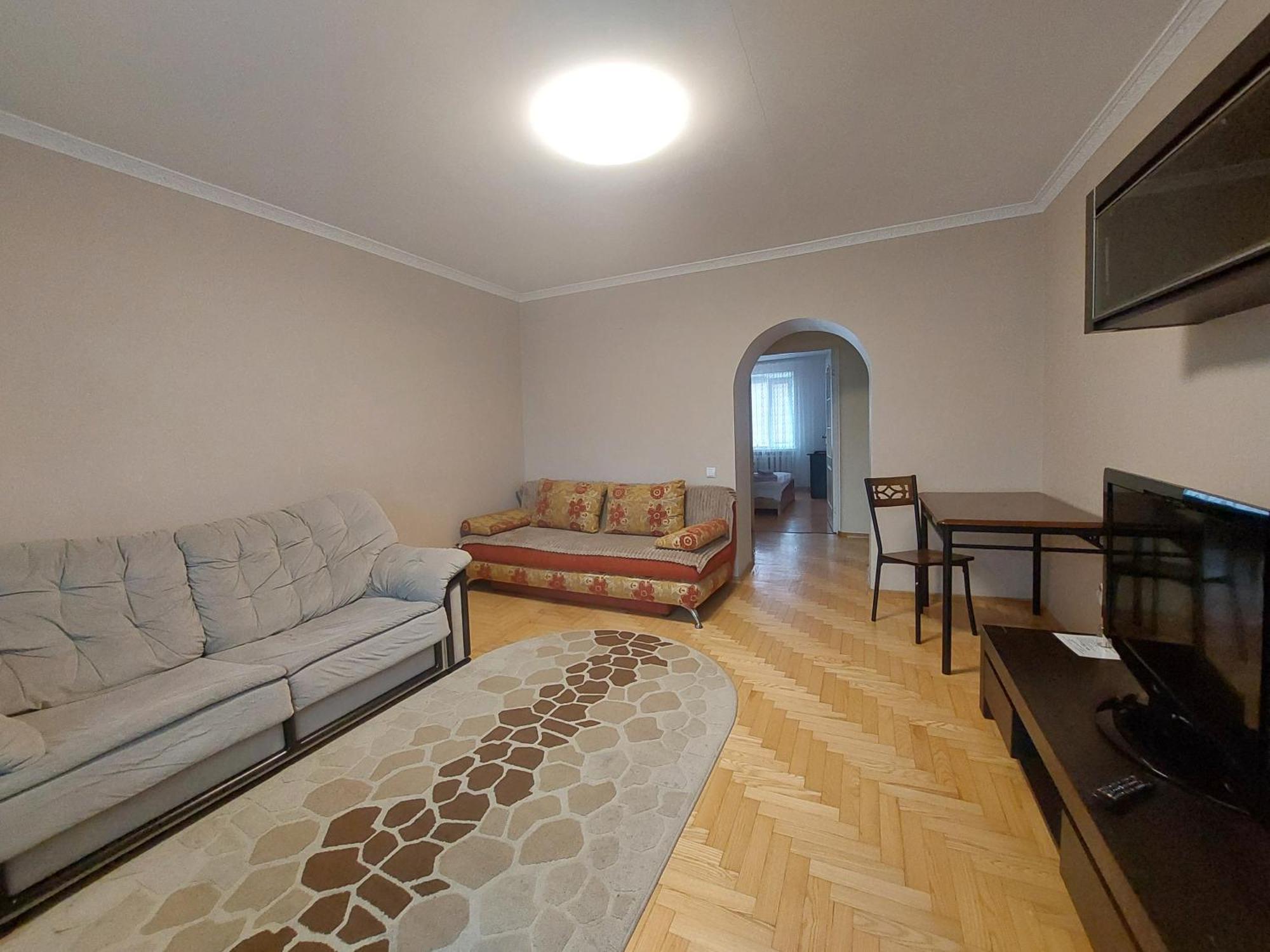 трикімнатна карпенка біля порт-сіті Apartment